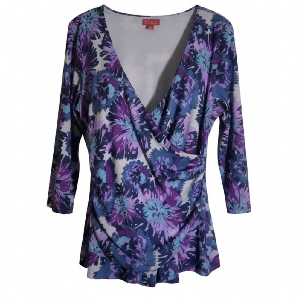 ELLE size XL Bbue purple cream floral faux wrap v neck ruched 3/4 sleeve top